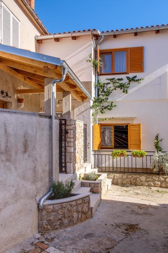 Elegant Apartment Iris Мали-Лошинь Экстерьер фото